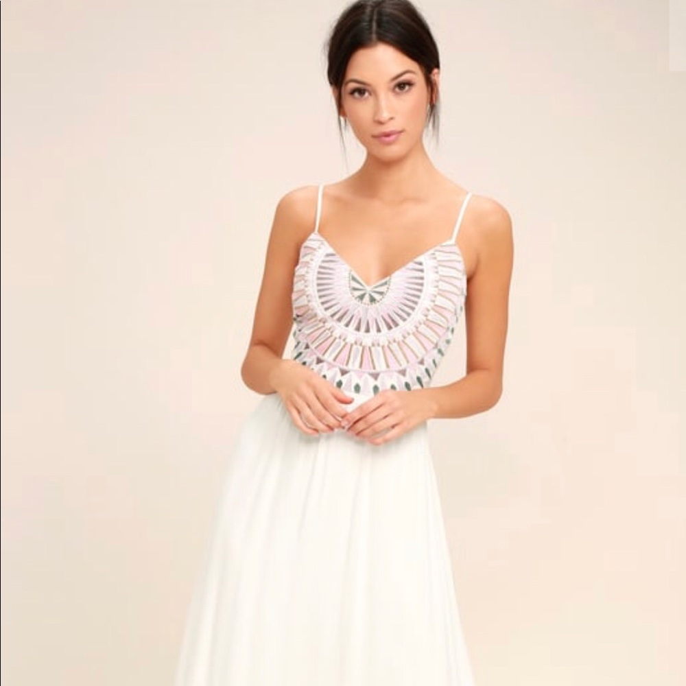 NWOT Island White Embroidered Maxi Dress